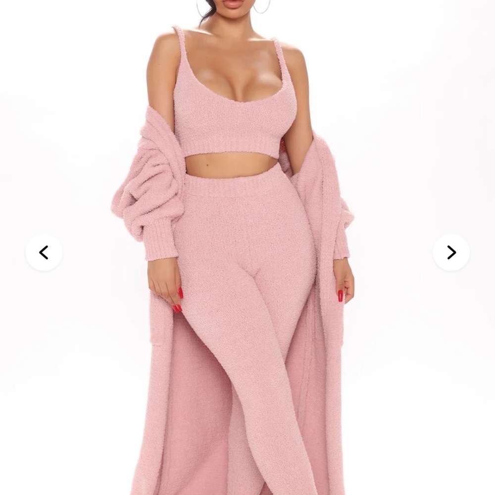 Fashion Nova Pink Knit Leggings Set
